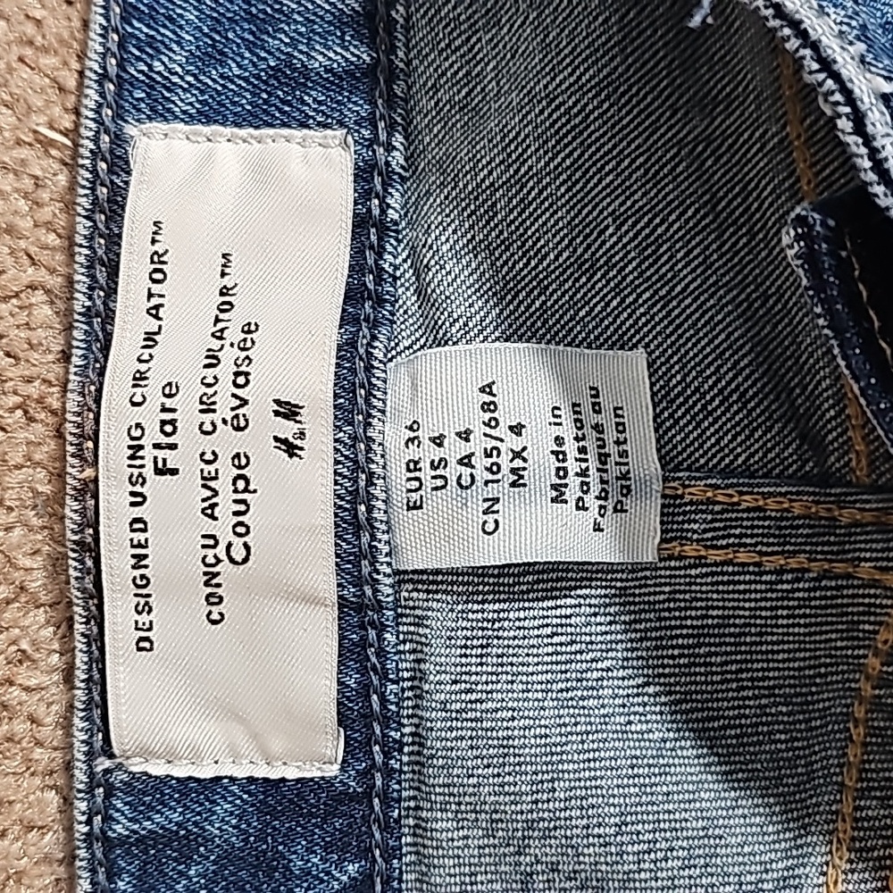 🌞H&M Regular Waist Flared Blue Jeans 15" Waist - Picture 4 of 7